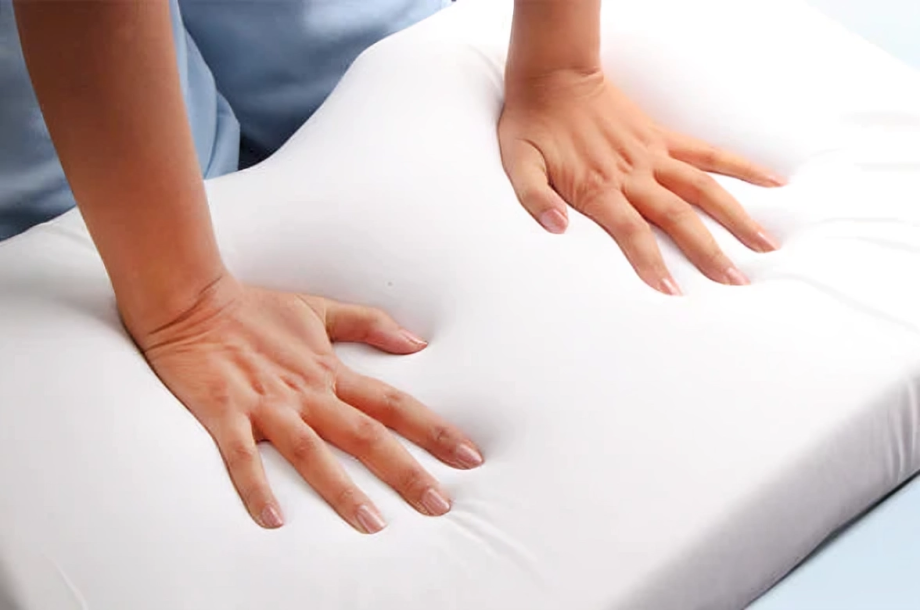 Ultimate Neck Contour Cervical Pillow™